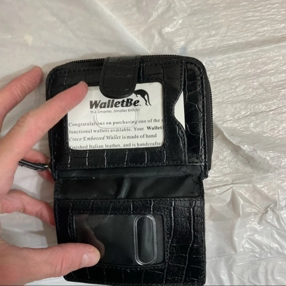 Walletbe embossed leather black wallet